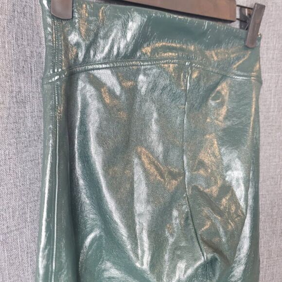 Spanx Faux Patent Leather Liquid Gloss Leggings - Picture 7 of 10